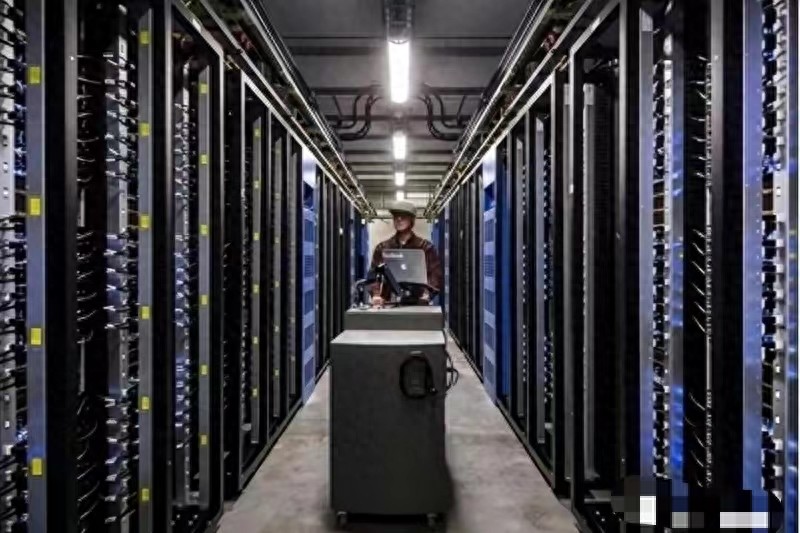 互聯網根服務器體系 架構、現狀與應對策略